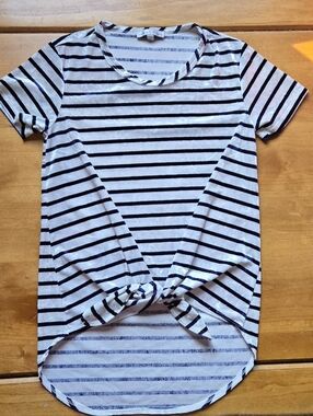 Moa Moa Striped Front Tie Top Black White Short Sleeve Hi Low Size Small
